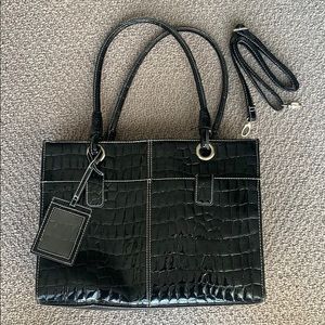 Wilson’s Leather Embossed Business Crossbody Tote